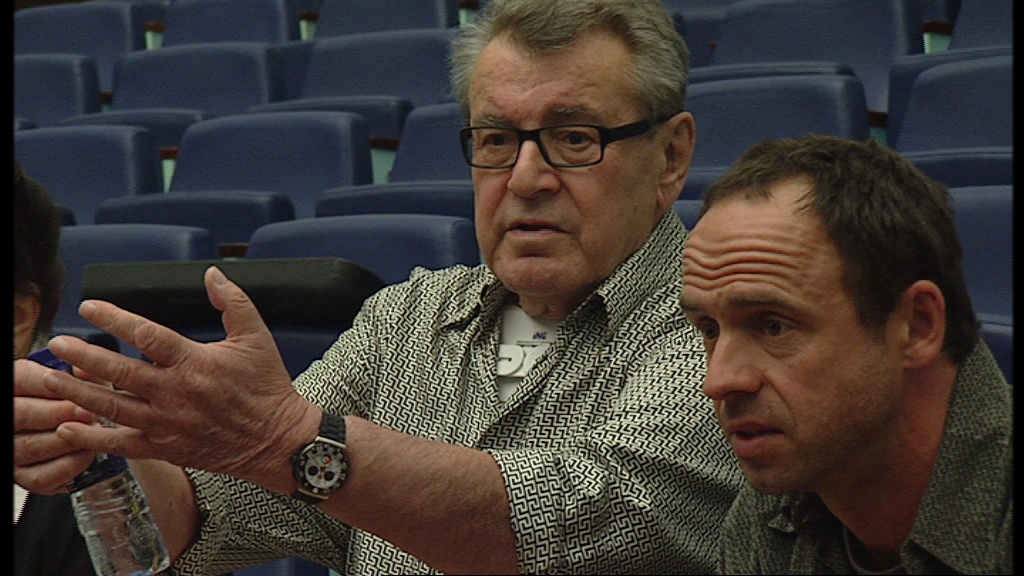 Miloš Forman: Co tě nezabije... Miloš Forman: Co tě nezabije...