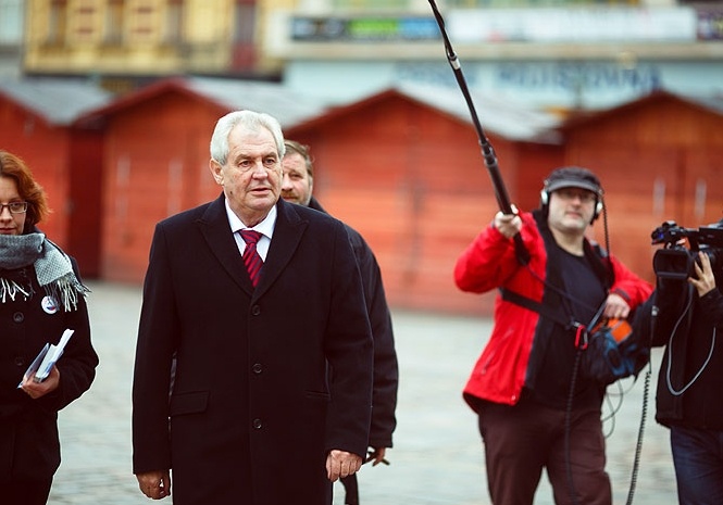 Hledá se prezident