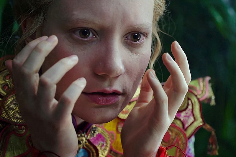 Mia Wasikowska