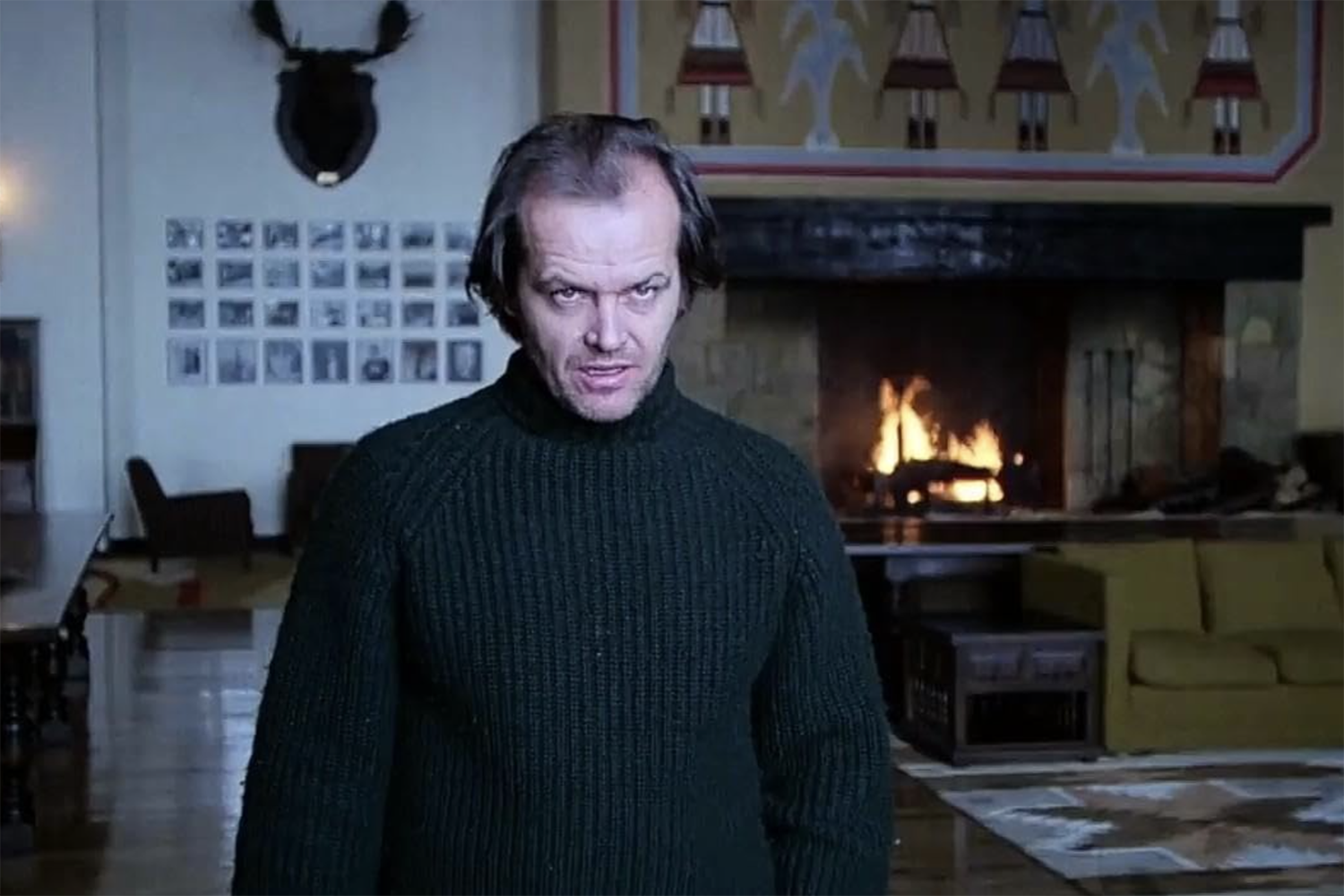 Z „nepochopení“ hororu vzniklo jeho kruciální dílo. Osvícení je labyrintem záhad a opakované historie