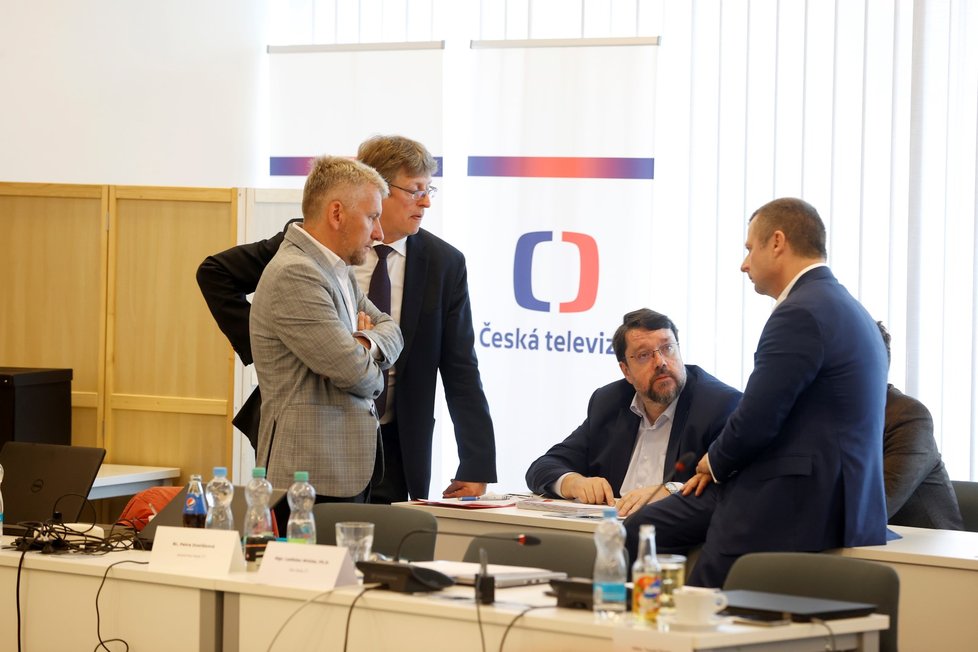 Hlasování o novém vedení Rady ČT
