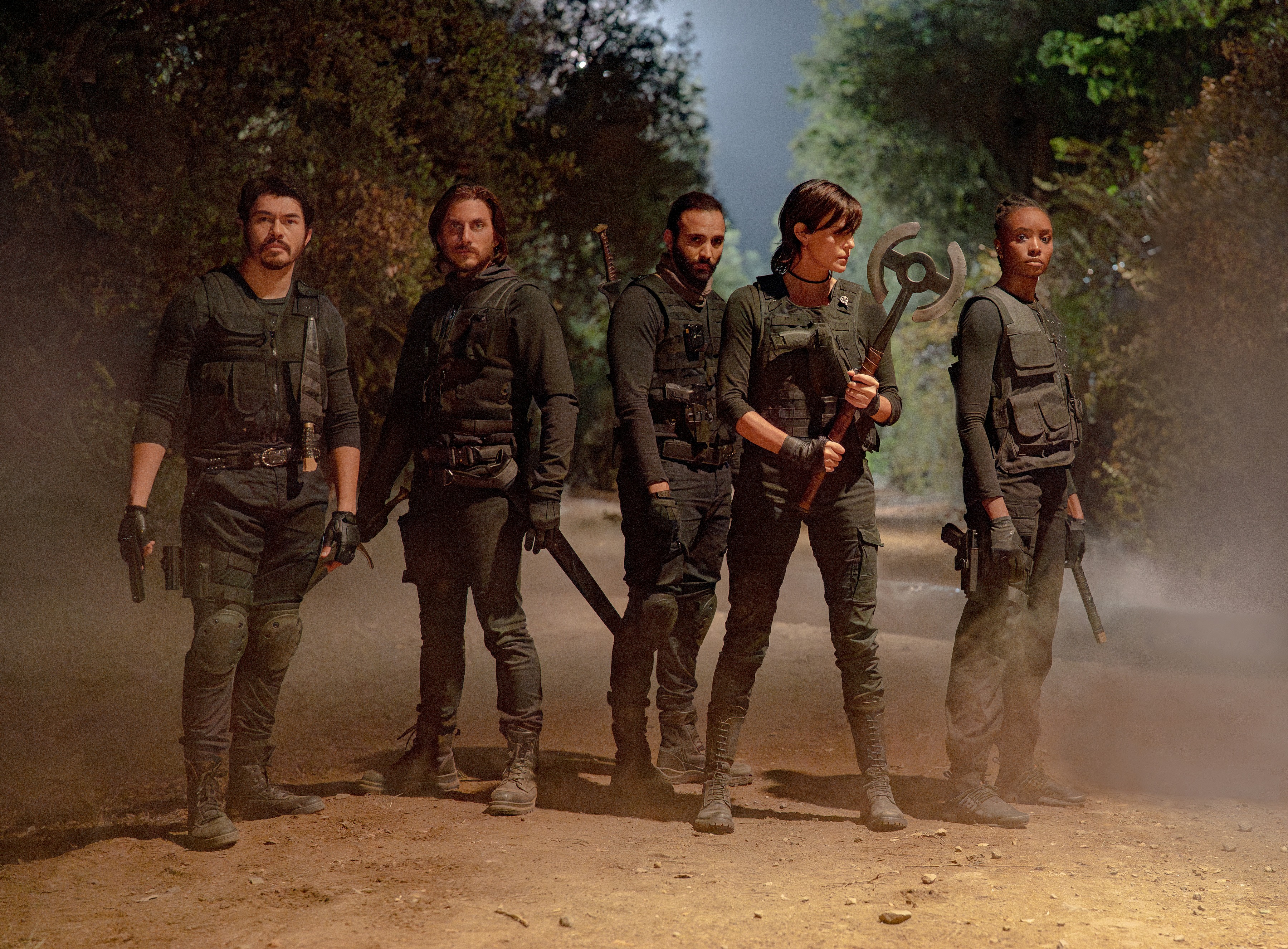 Akční hit Netflixu je zpátky. Druhé Old Guard slibuje výbušnou akci i drsnou Charlize Theron