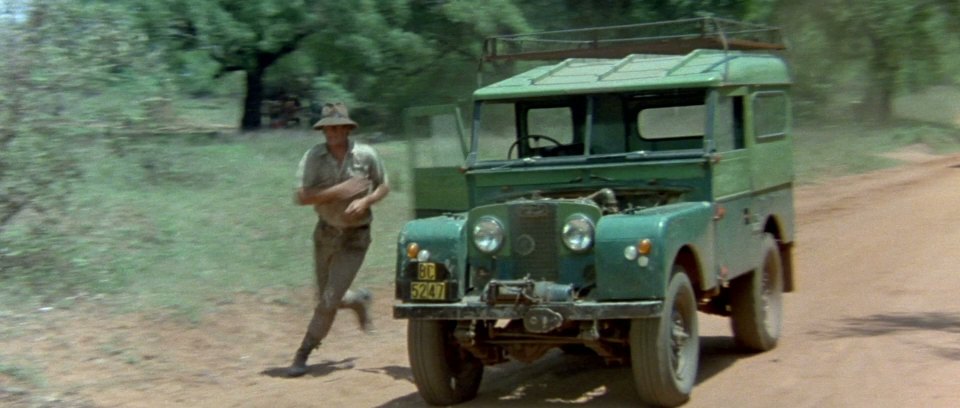 Bohové musí být šílení (1980)