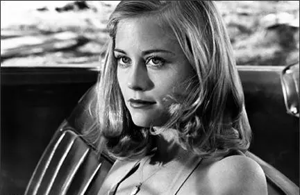 Cybill Shepherd