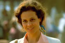 Sigourney Weaver - Gorily v mlze (1988), Obrázek #2