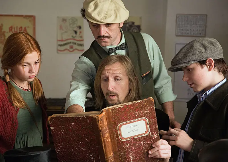 Recenze: Dům U Zlatého úsvitu