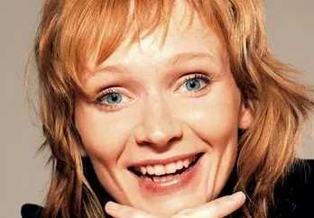 Nikdy neříkej nikdy, Aňo