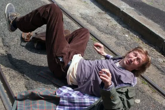 recenze-poste-restante-tv-serial-2