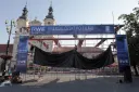 Za školou 1: Landa zmlátil Hanzlíka, bouře roztrhala plátna