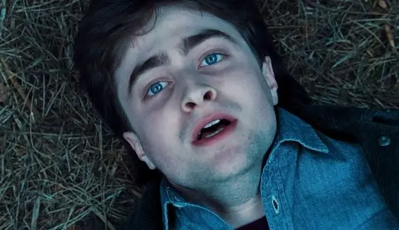 recenze-harry-potter-a-relikvie-smrti-cast-1-je-nevyhnutelna-prohra-1