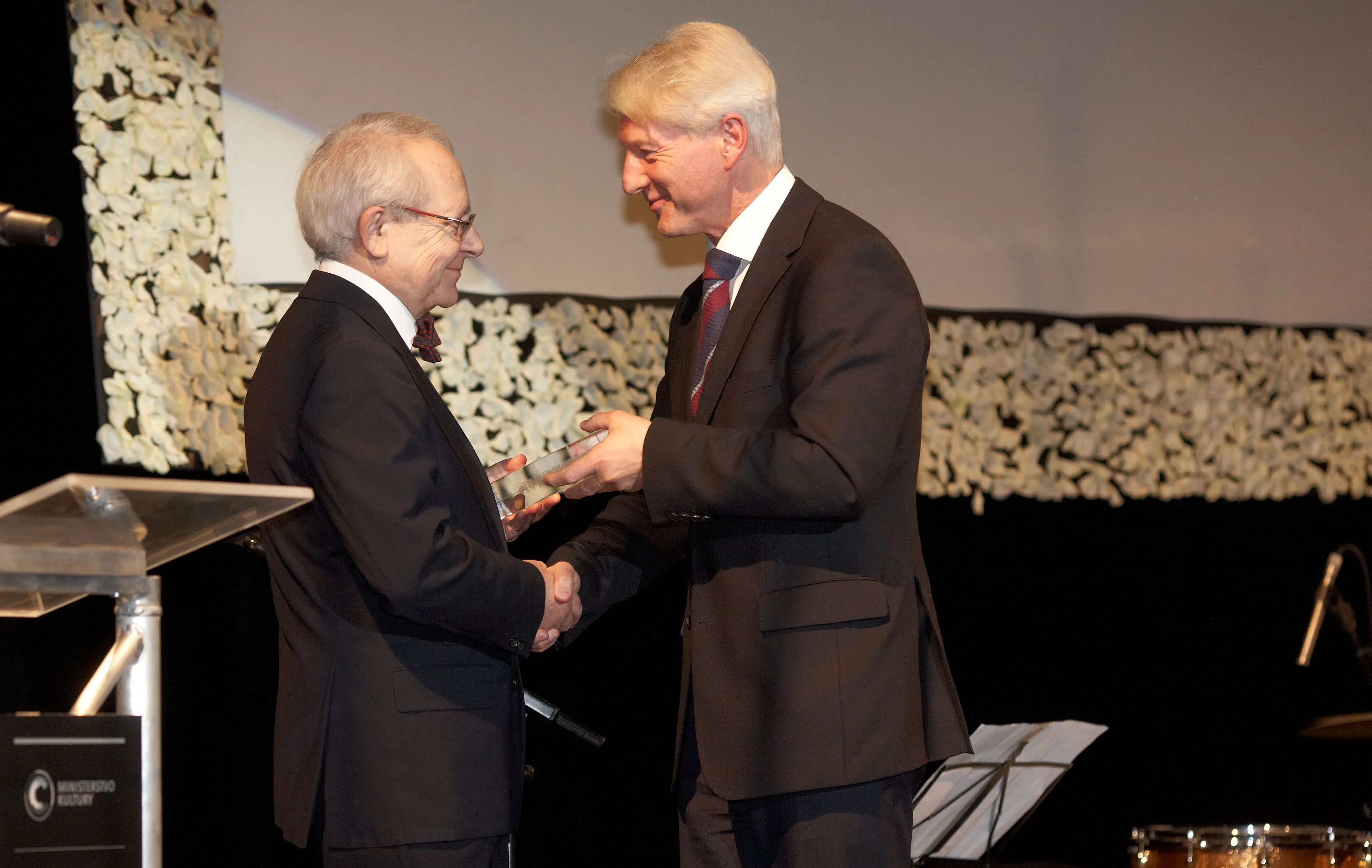 pouta-dominovala-cenam-ceske-filmove-kritiky-1