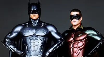 tema-nejtemnejsi-rytir-2