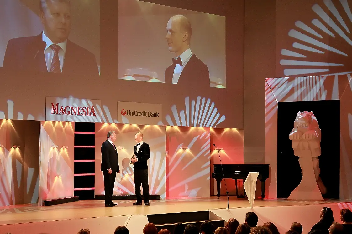 spokojena-lucerna-nejlepsi-lev-za-posledni-leta-2