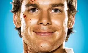 Dexter bude milovat smrt a skotskou