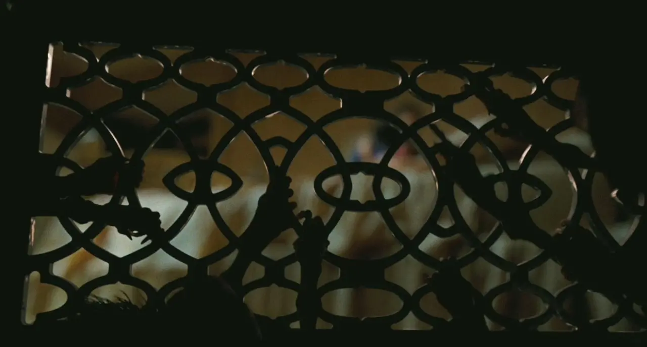 katie-holmes-se-boji-tmy-kvuli-filmu-nebojte-se-tmy-1