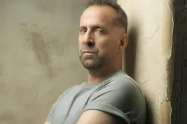 Peter Stormare vs. Arnold Schwarzenegger