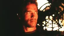 Arnold Schwarzenegger - Konec světa (1999), Obrázek #2
