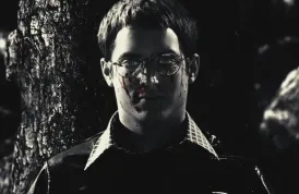 Vraždící hobit Elijah Wood