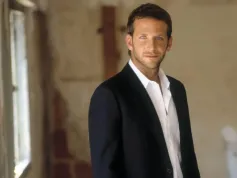 Jak mohl vypadat Bradley Cooper ve Vráně