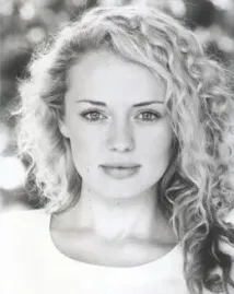 Laura Haddock -  Obrázek #1