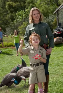 Maggie Elizabeth Jones