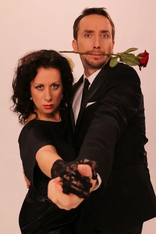 nominacni-vecer-bude-letos-ve-znameni-lasky-a-ruzi