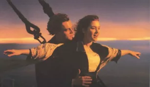 Diváci si mohou pořídit vlastní fotku z nejromantičtější scény Titanicu