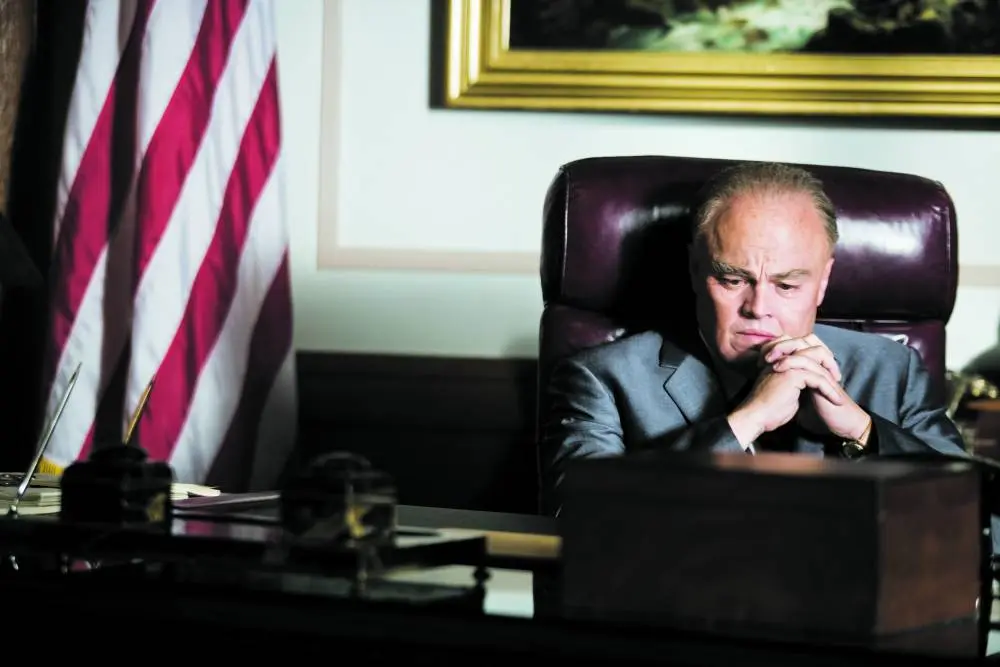 recenze-j-edgar-aneb-dicaprio-v-zenskych-satech-1