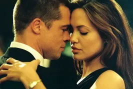 Brad Pitt a Angelina Jolie se zasnoubili!
