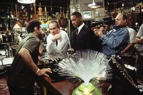 Tommy Lee Jones, Barry Levinson, Tony Shalhoub, Will Smith