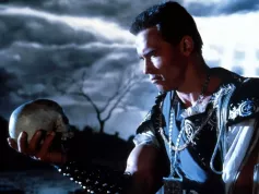 Arnold Schwarzenegger si brousí zuby na další akční týmovku