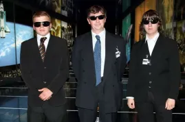 Muži v černém 3 vstoupili do Česka v kině IMAX stylově. V černém.