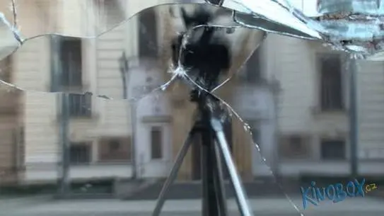 recenze-31-koncu31-zacatku-dokument-od-umelcu-kteri-kousou