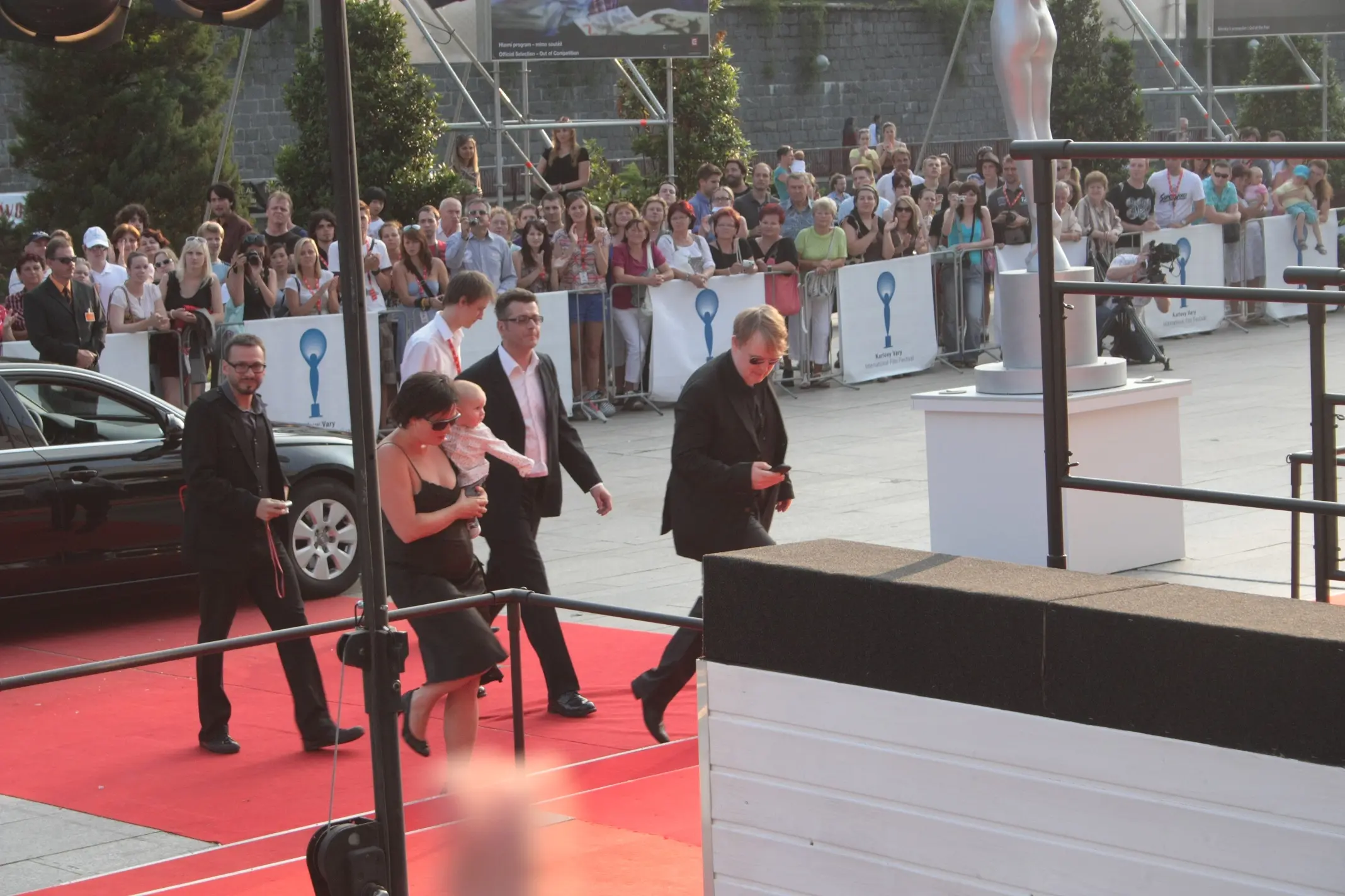 karlovy-vary-jsou-v-plnem-proudu-fotogalerie-6