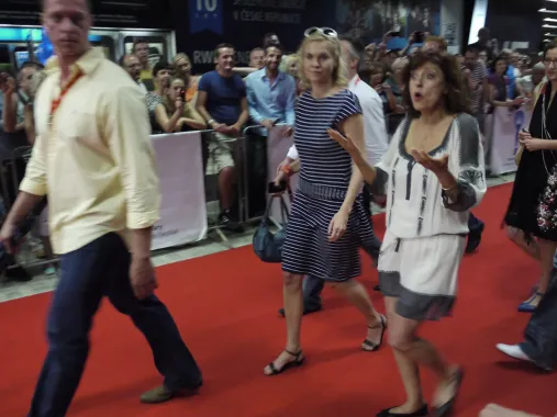 Karlovarské ozvěny: Páteční den vyvrcholil návštěvou Susan Sarandon (fotogalerie)