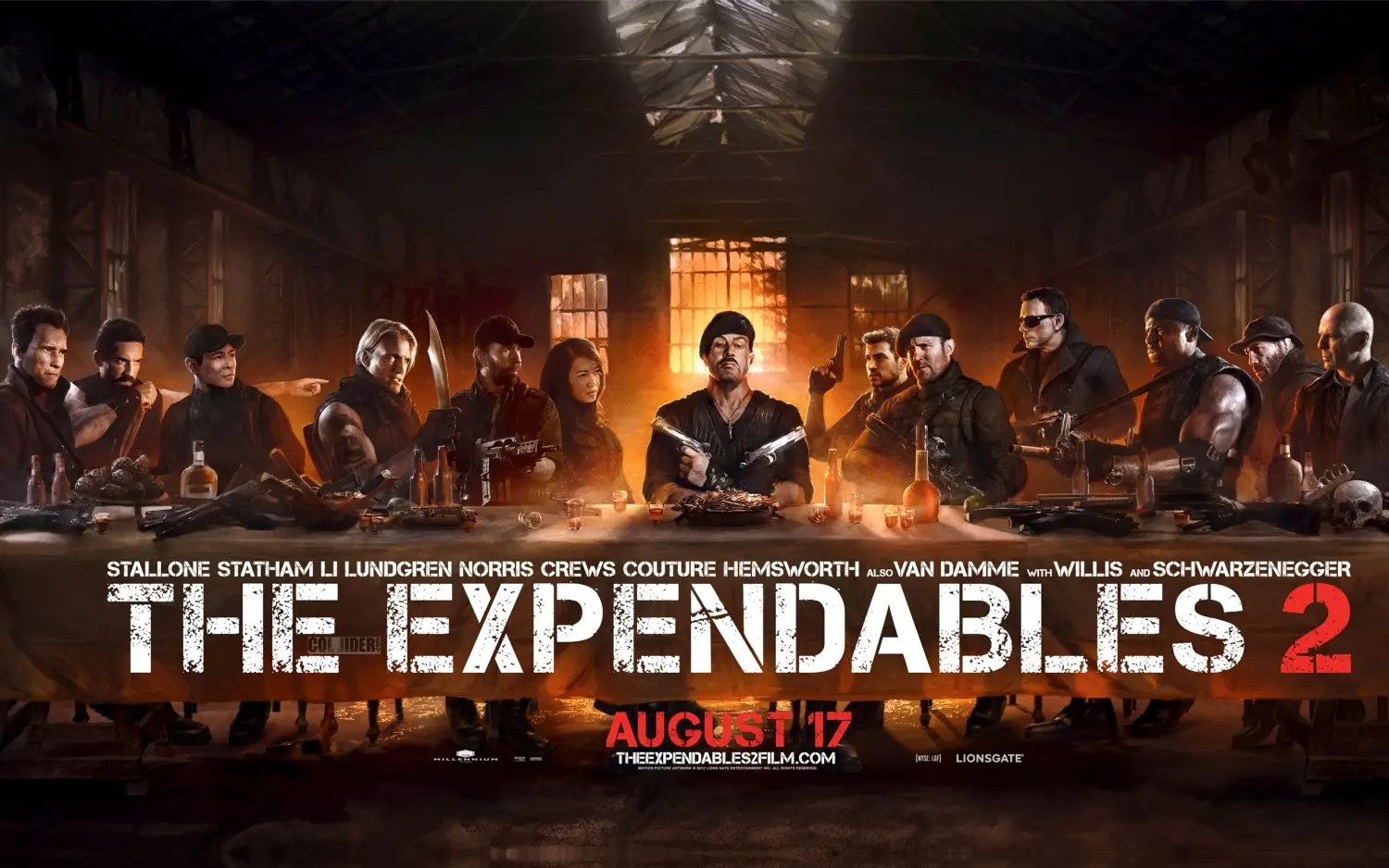 Expendables 2 v akci: Jízda ve Smartu, boj s helikoptérou a zázračný prst (VIDEO, CZ titulky)