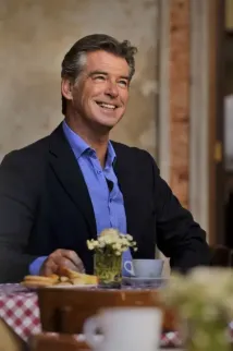 Pierce Brosnan - Svatba mezi citróny (2012), Obrázek #3