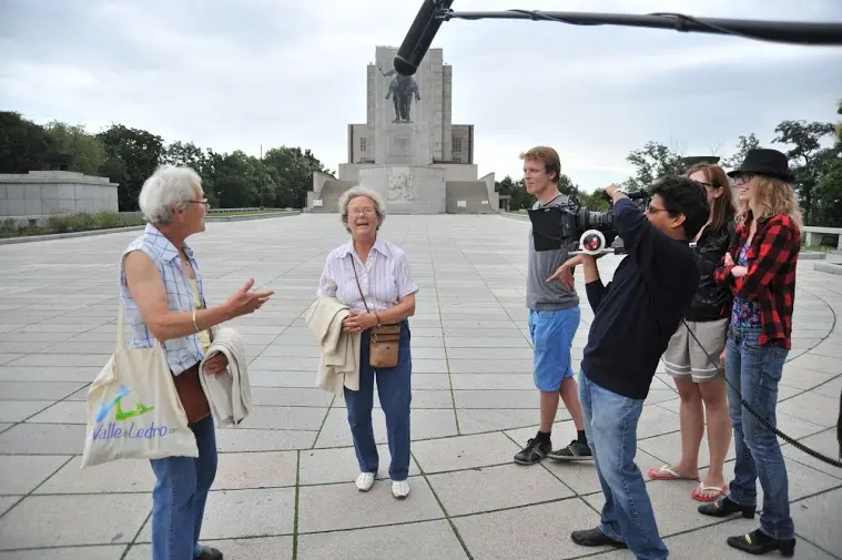 Vidu Gunaratna, Jakub Šmíd, Kateřina Smilková