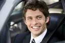 James Marsden znovu komediální - zachrání zadek Elizabeth Banks?