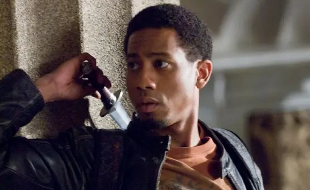 serialovy-policajt-v-beverly-hills-nabira-obsazeni-axel-foley-ma-syna-i-stareho-partaka