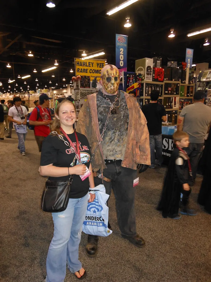 wondercon-2013-obri-fotogalerie-fanousku-v-kostymech-lara-spider-man-mario-pedofilni-meda-a-dalsi-103