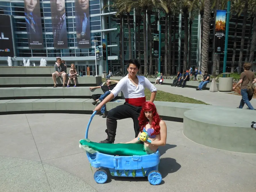 wondercon-2013-obri-fotogalerie-fanousku-v-kostymech-lara-spider-man-mario-pedofilni-meda-a-dalsi-11