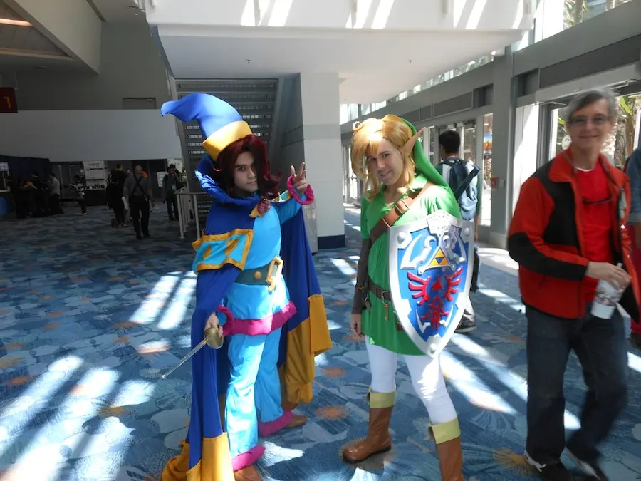 wondercon-2013-obri-fotogalerie-fanousku-v-kostymech-lara-spider-man-mario-pedofilni-meda-a-dalsi-23