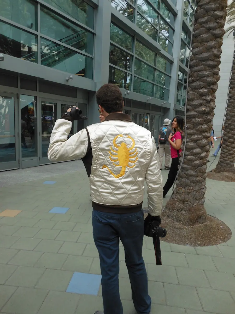 wondercon-2013-obri-fotogalerie-fanousku-v-kostymech-lara-spider-man-mario-pedofilni-meda-a-dalsi-81