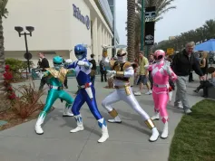 WonderCon 2013: Obří fotogalerie fanoušků v kostýmech (Frodo, Spider-Man, Mario, Bioshock, Jack Sparrow, pedofilní méďa a další)