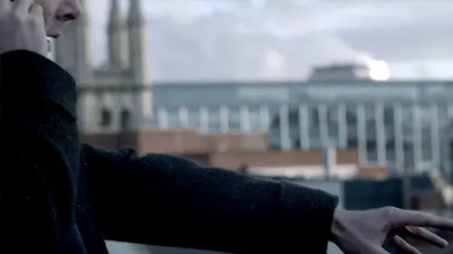 iou-otazka-aneb-mensi-teorie-ohledne-sherlockova-padu-27