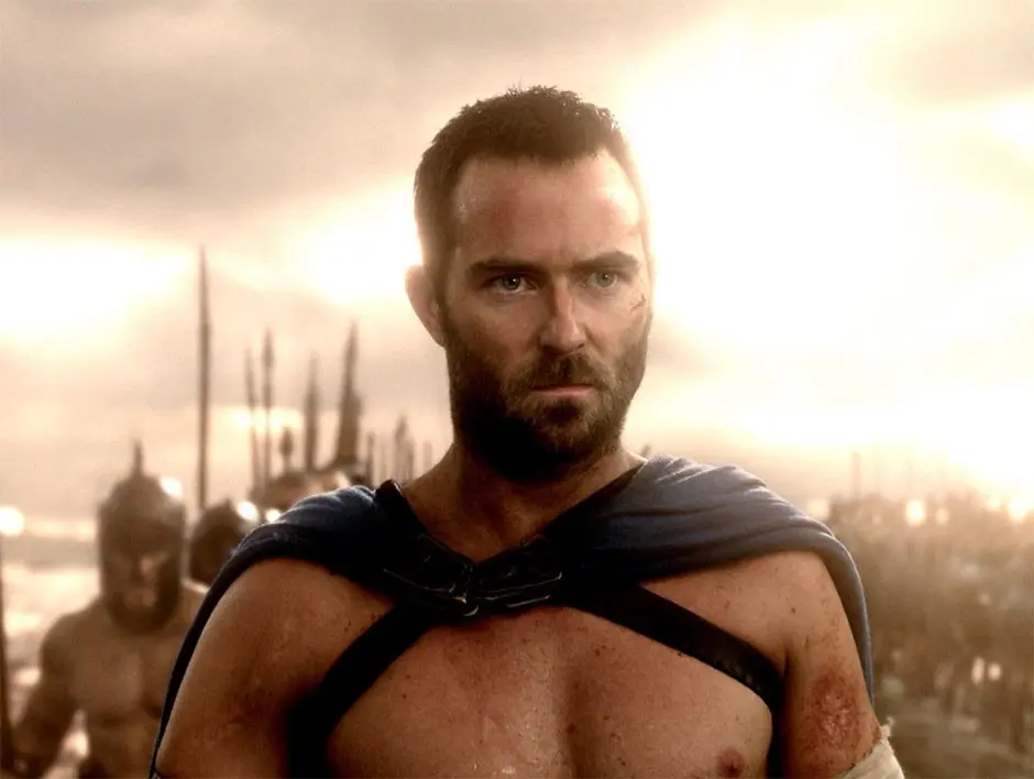 Sullivan Stapleton