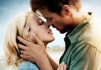 Recenze: Bezpečný přístav je unylá romantika, u které se dobře spí