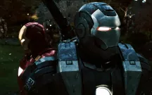 Iron man a War Machine vs. Droni