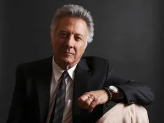 Judi Dench a Dustin Hoffman budou bojovat za lásku i větší proporce želvy